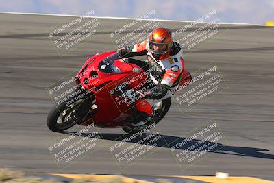 media/Nov-06-2023-Moto Forza (Mon) [[ce023d0744]]/4-Beginner Group/Session 2 (Bowl Tight Speed)/